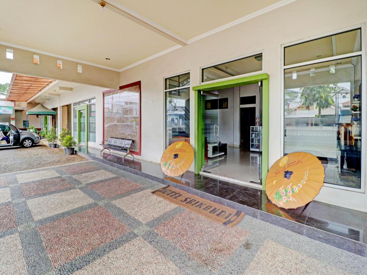 Oyo 90347 Hotel Srikandi Syariah Tasikmalaya Eksteriør bilde