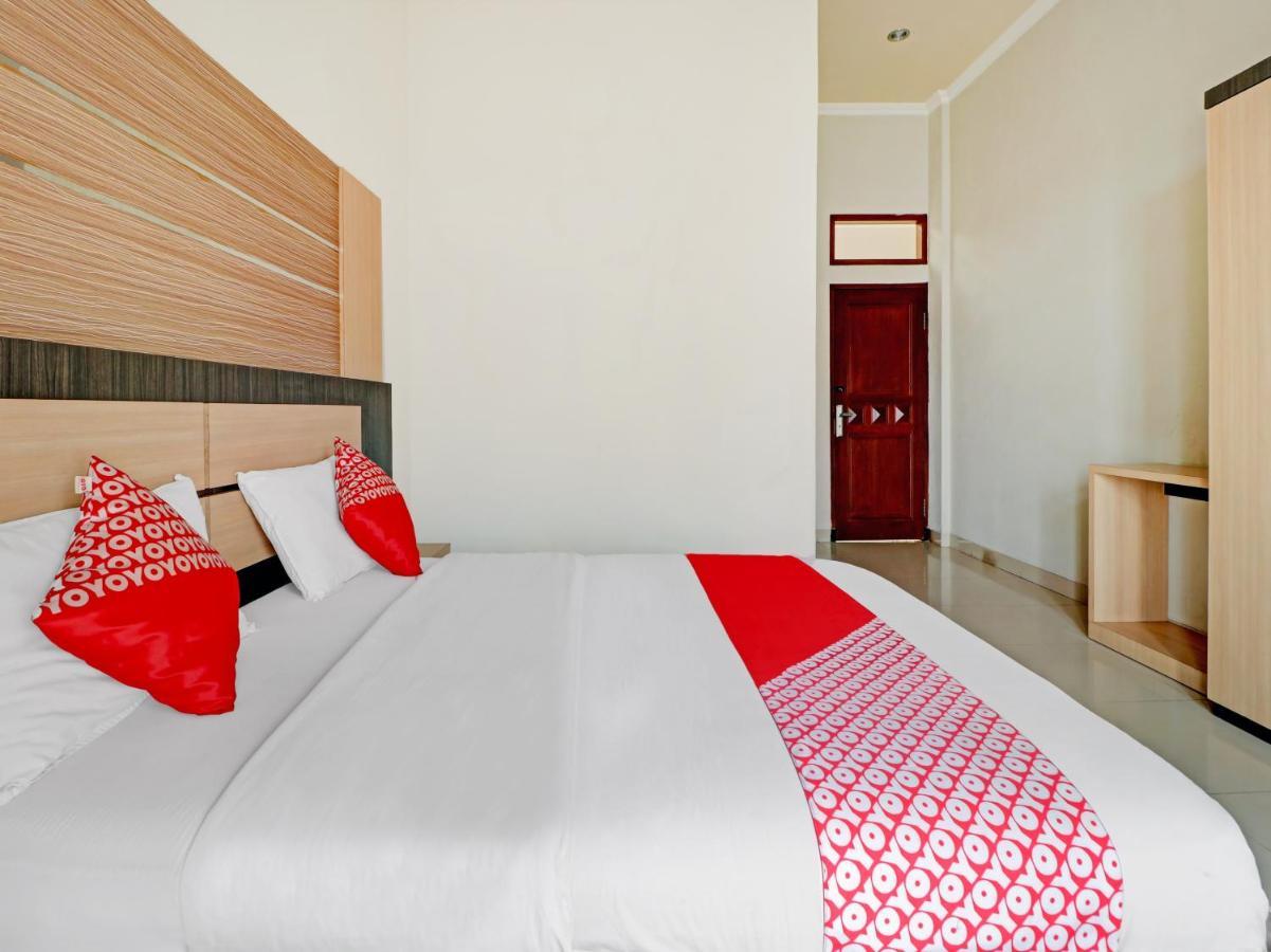 Oyo 90347 Hotel Srikandi Syariah Tasikmalaya Eksteriør bilde